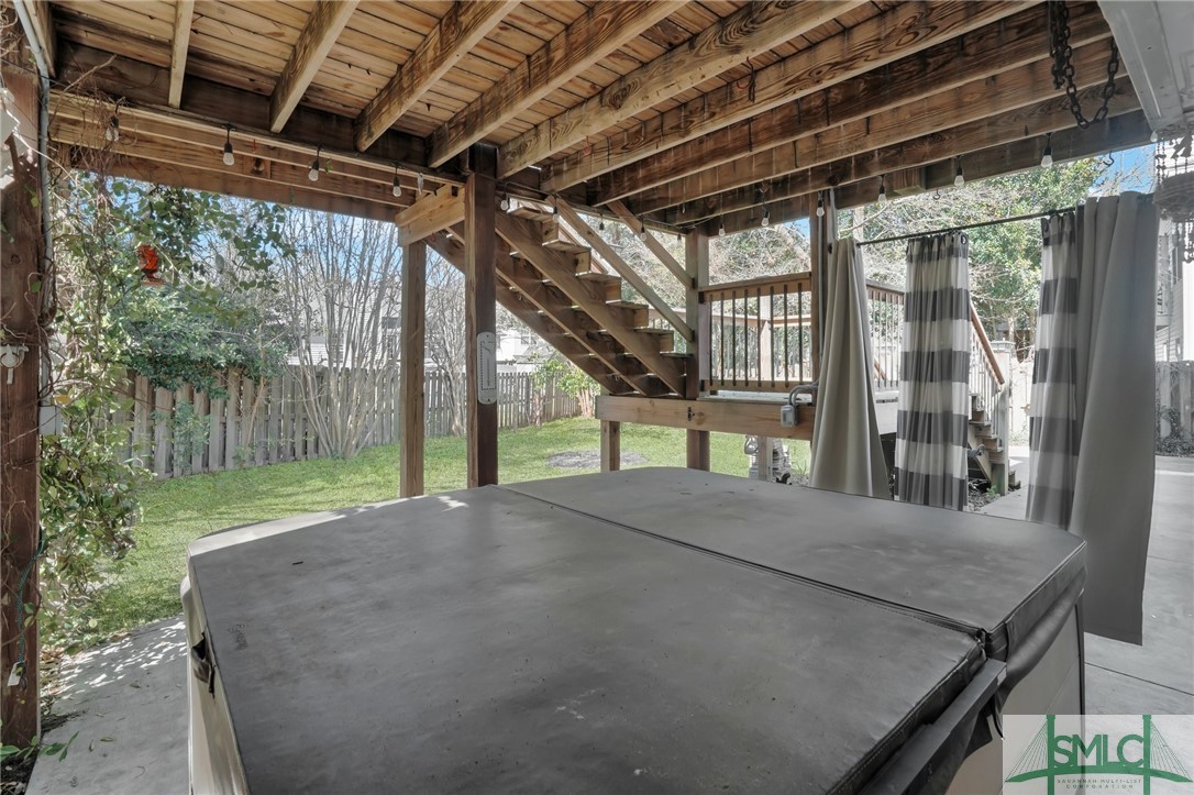 116 Runner Road