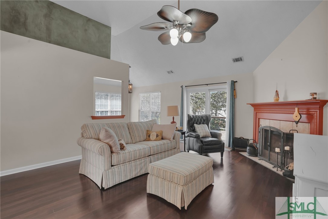 116 Runner Road