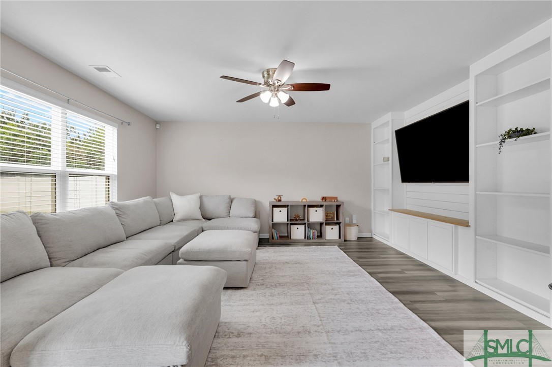36 Hawkhorn Court