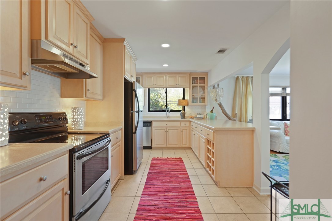13 12th Street
