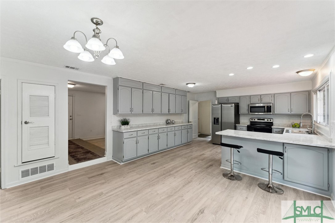 27 Davidson Avenue