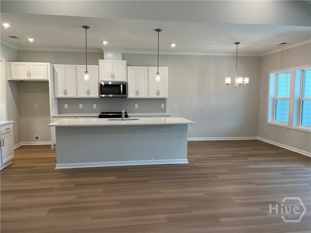 650 Blue Moon Crossing