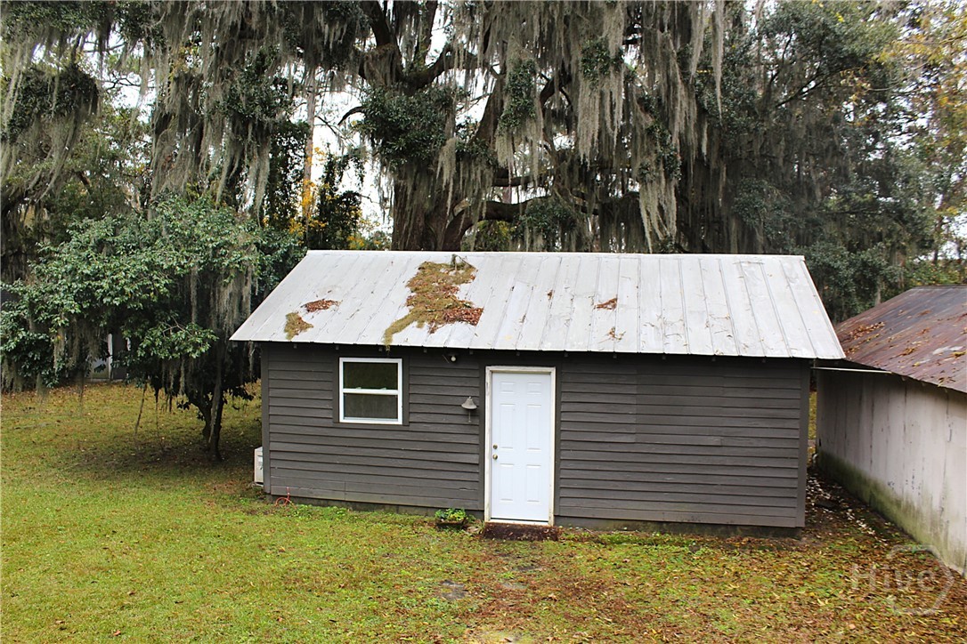 2307 1/2 Norwood Avenue