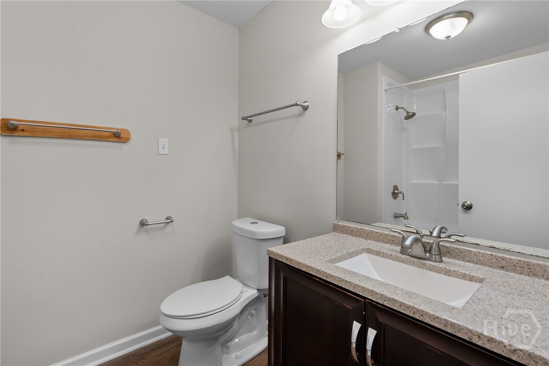 4 Van Nuys Boulevard