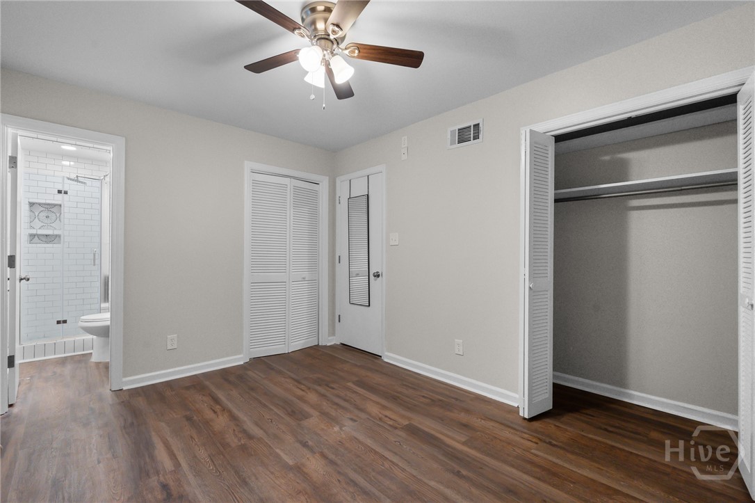 4 Van Nuys Boulevard