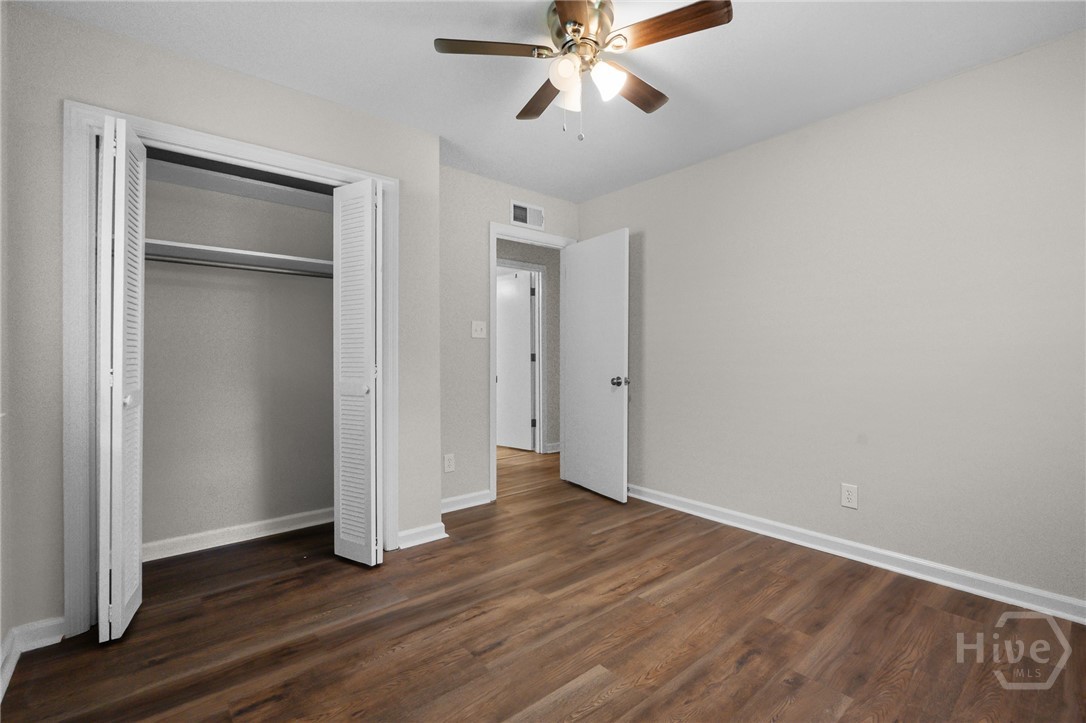 4 Van Nuys Boulevard