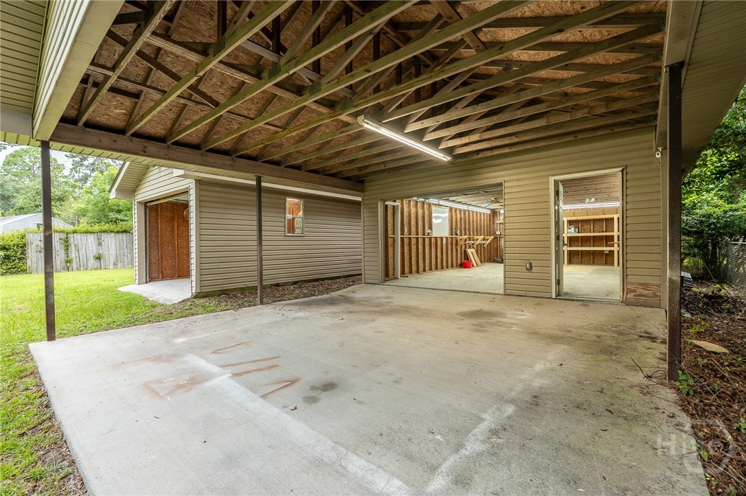 4 Van Nuys Boulevard