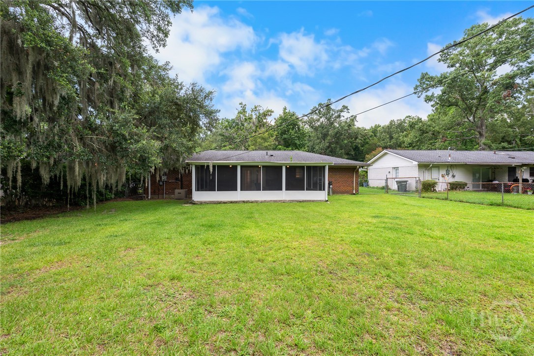 4 Van Nuys Boulevard