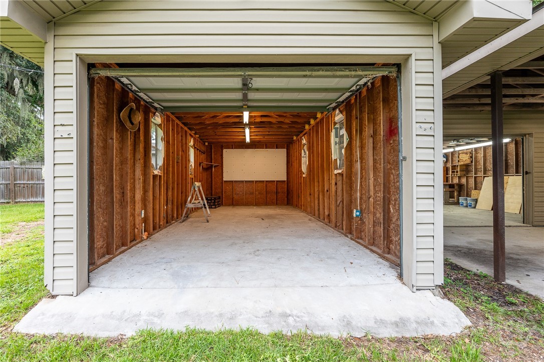 4 Van Nuys Boulevard