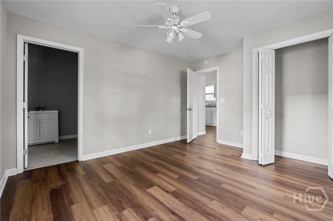 819 W 42nd Street