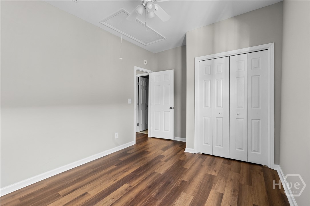 819 W 42nd Street