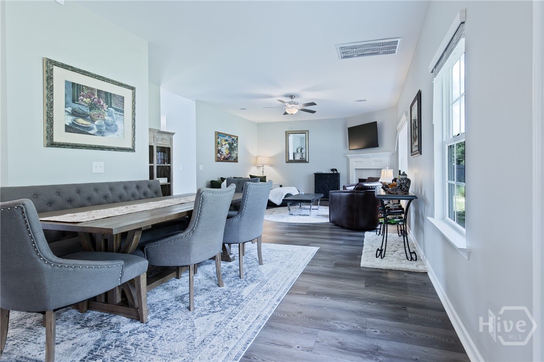 157 Halcyon NE