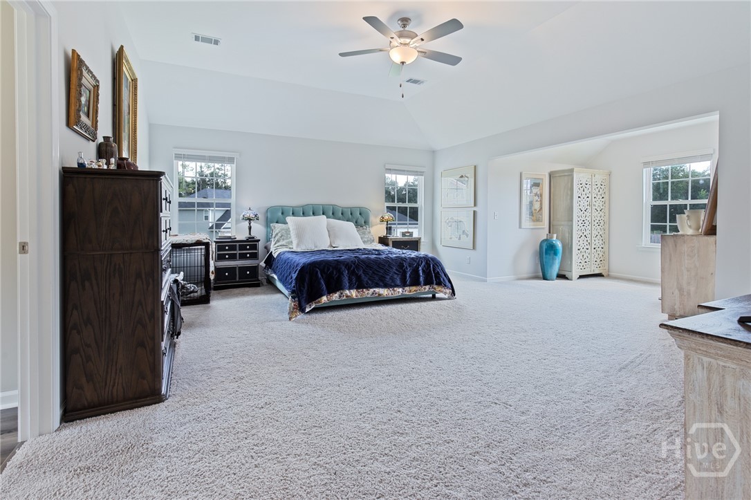157 Halcyon NE