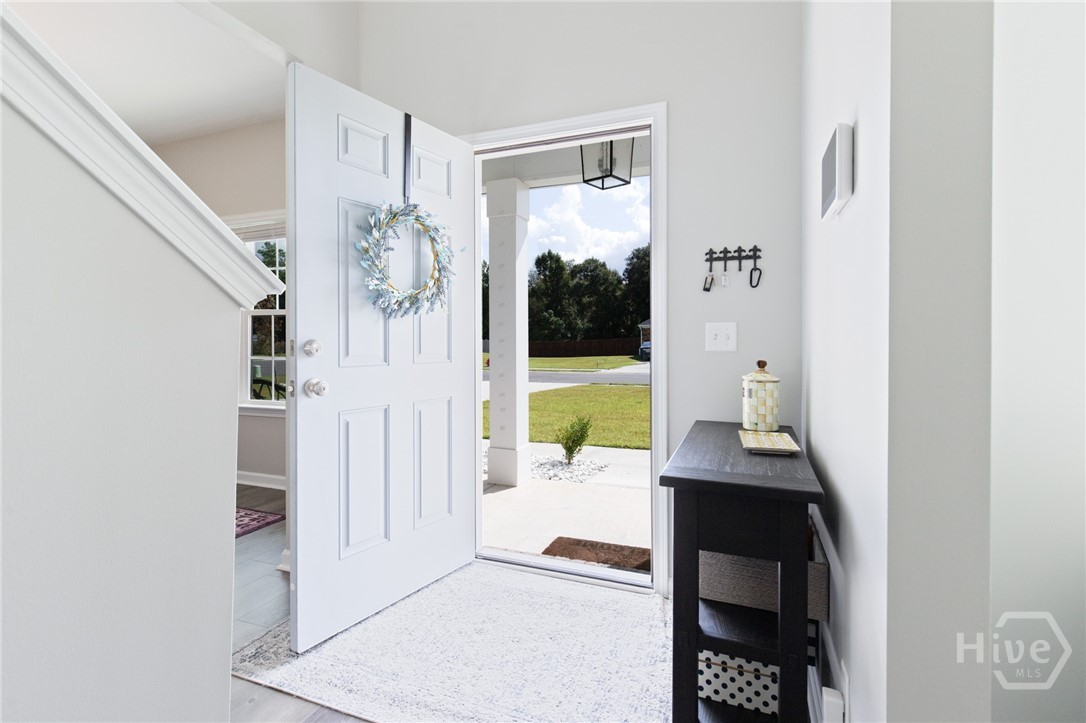 157 Halcyon NE