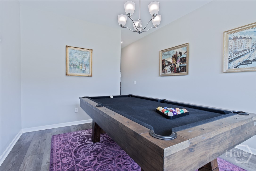 157 Halcyon NE