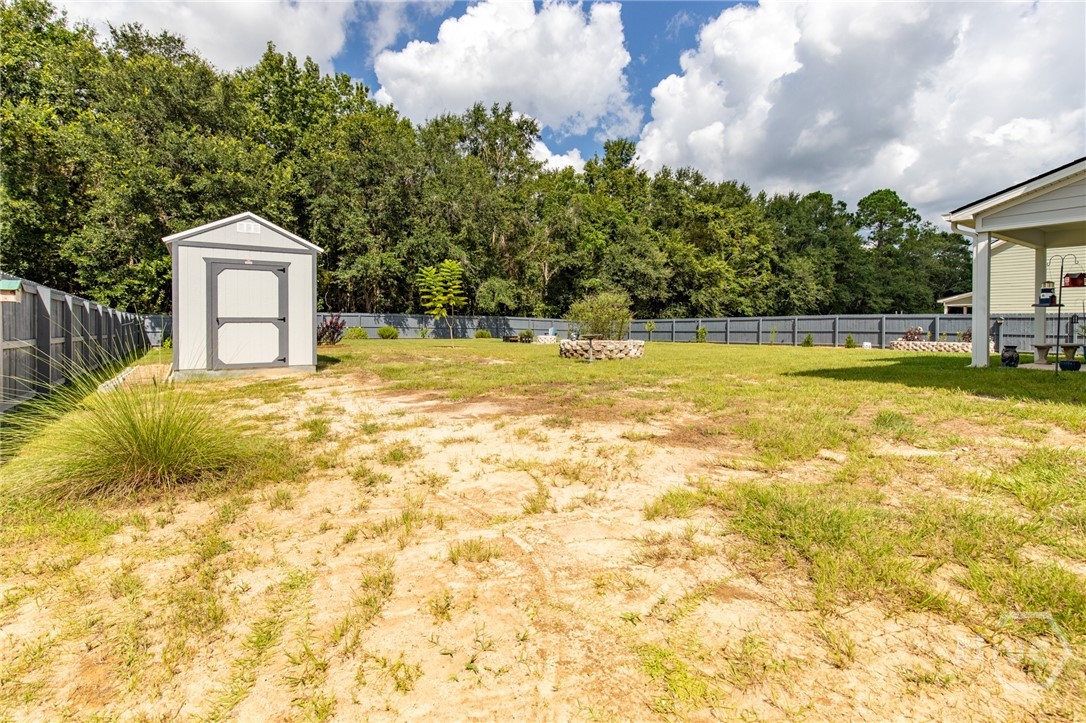 157 Halcyon NE