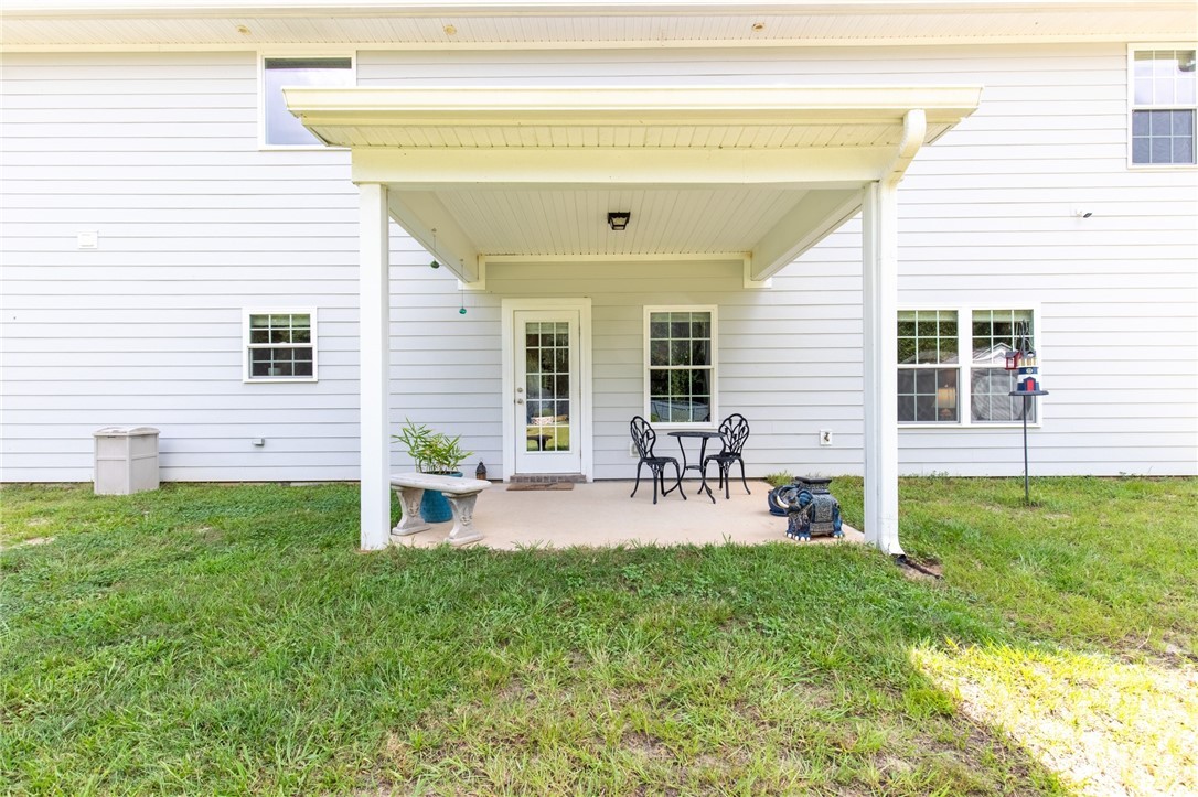 157 Halcyon NE