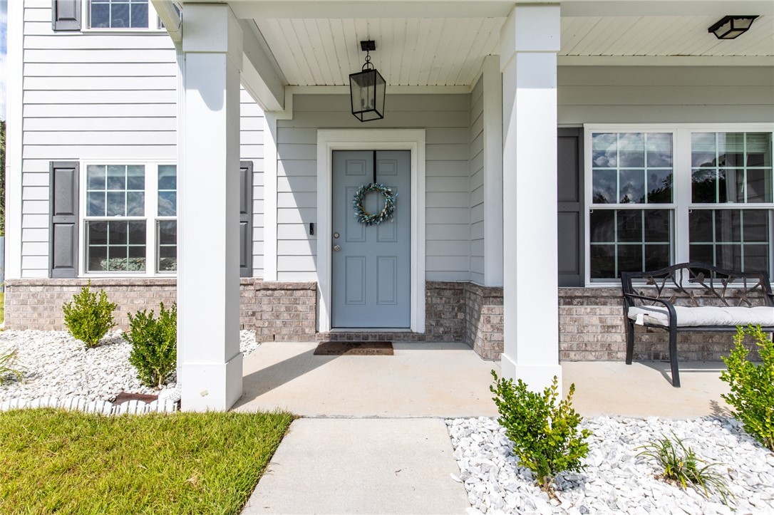 157 Halcyon NE