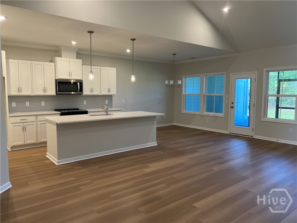 666 Blue Moon Crossing