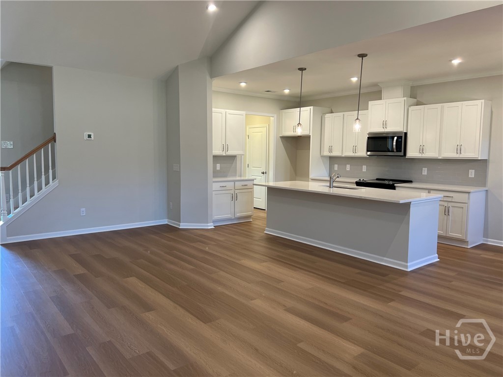 666 Blue Moon Crossing