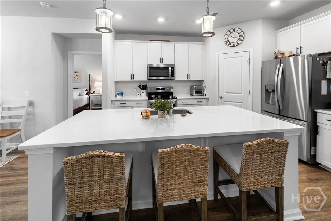 110 Canal Cove