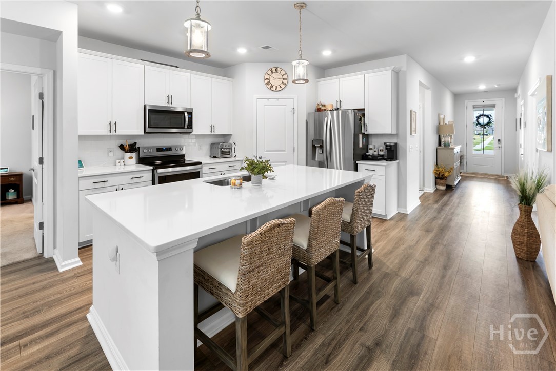 110 Canal Cove
