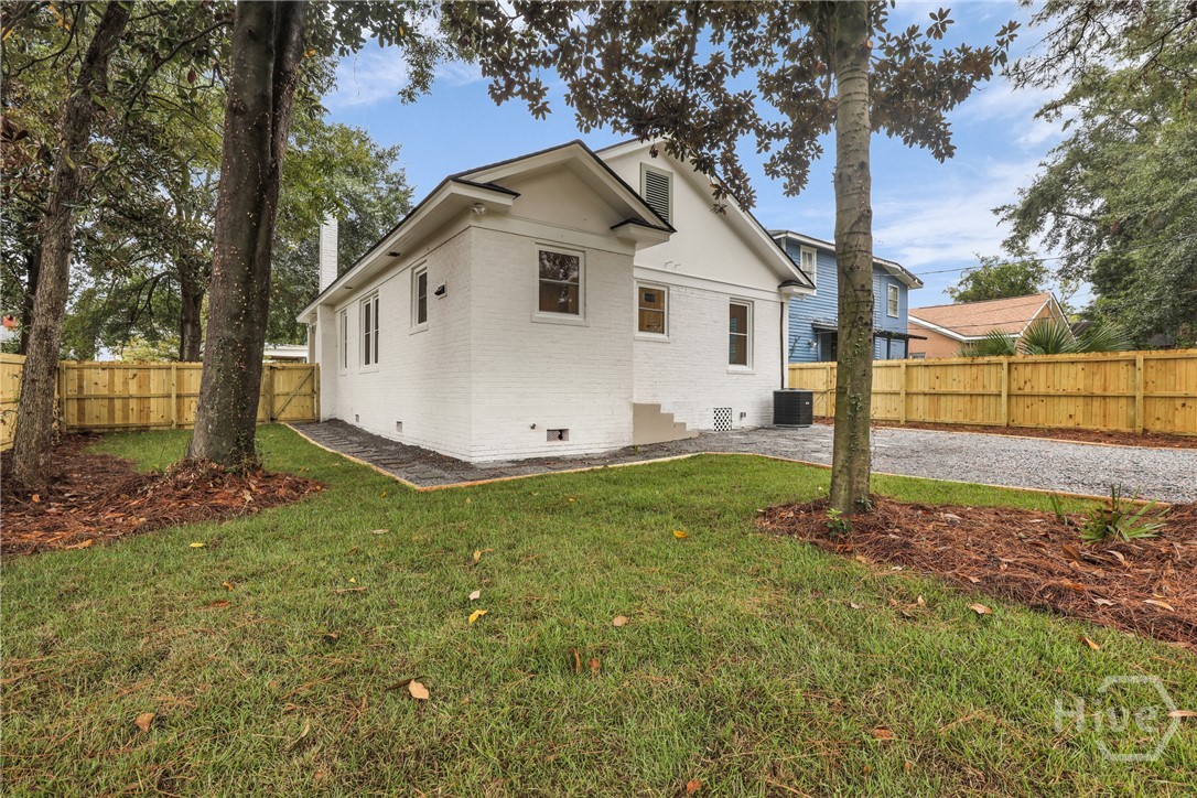 623 W 45th Street