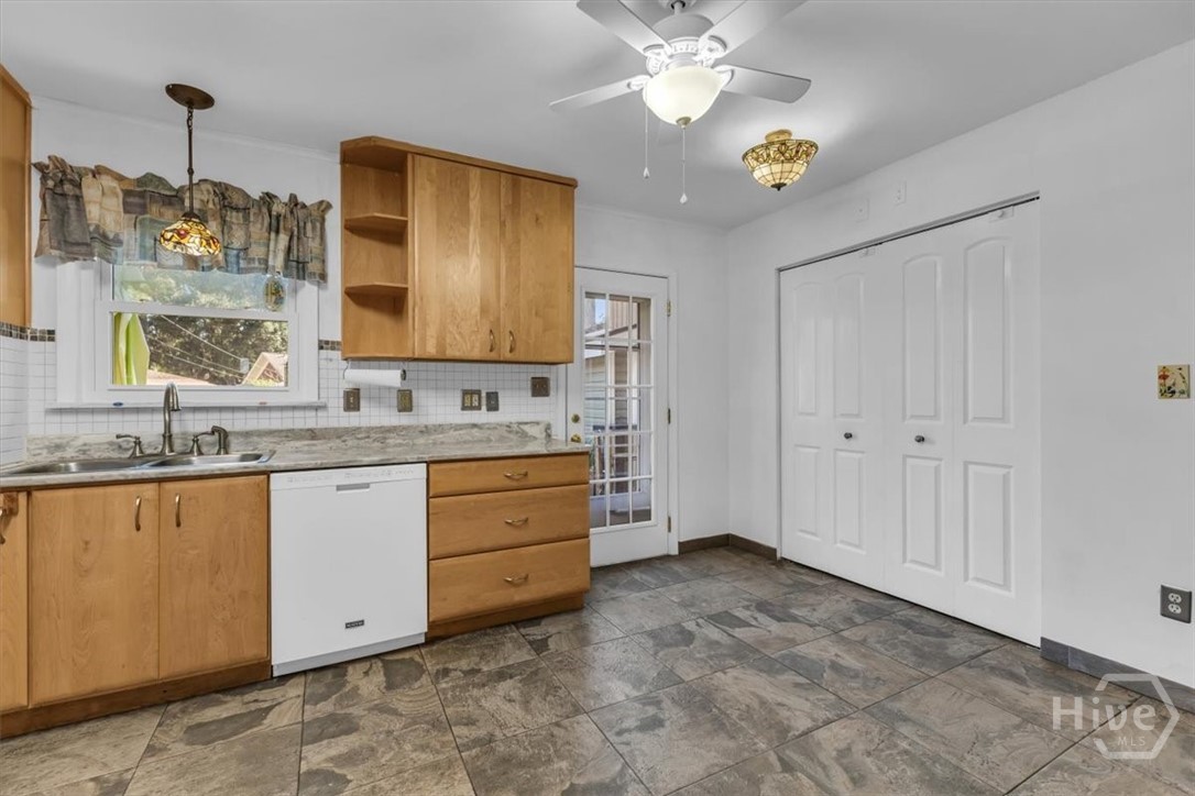 214 Oxford Drive