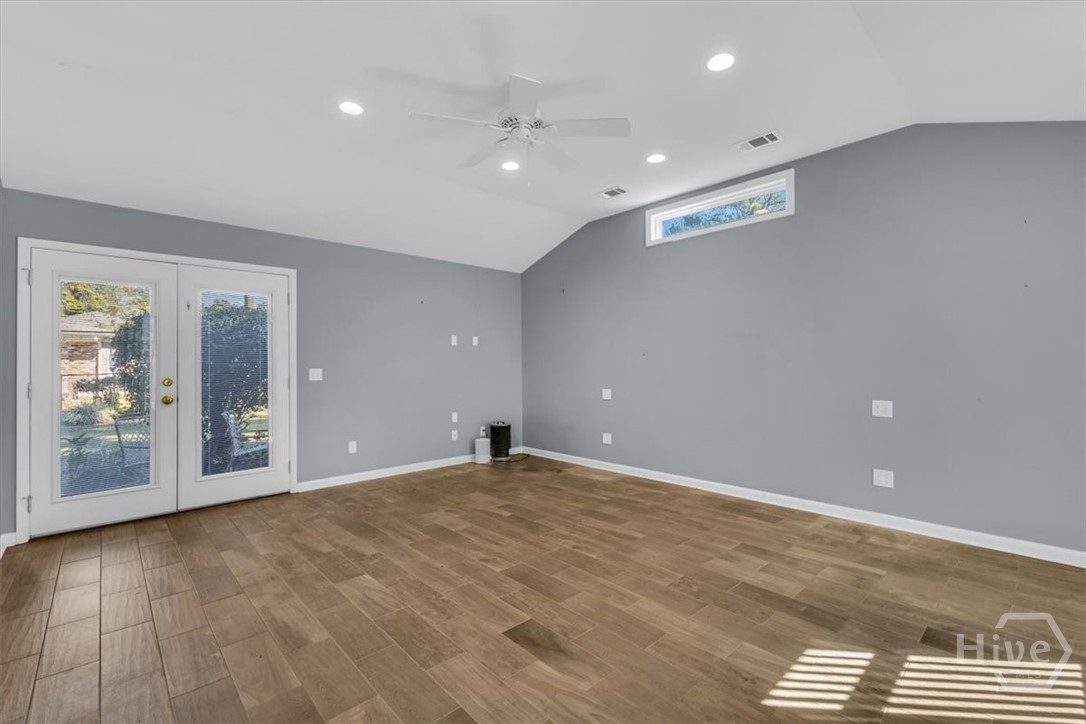 214 Oxford Drive