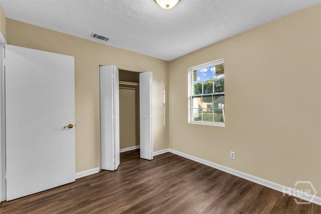 4 Friar Tuck Drive