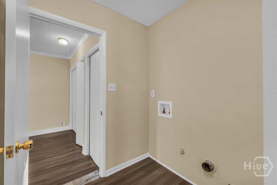 4 Friar Tuck Drive