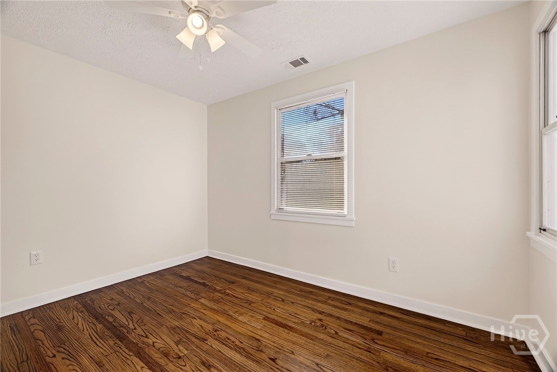 10 N Parkwood Drive