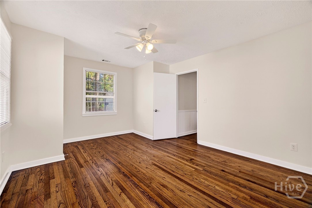 10 N Parkwood Drive