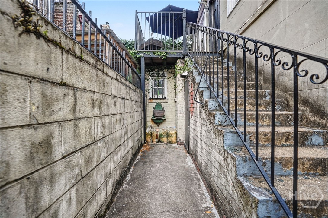 345-347 Drayton Street