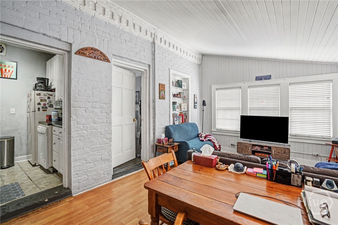 345-347 Drayton Street