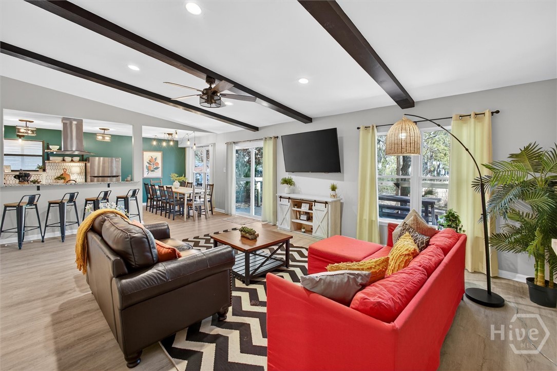 908 Woodpecker Road