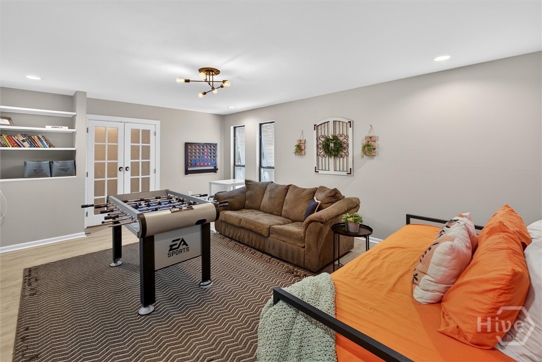 908 Woodpecker Road