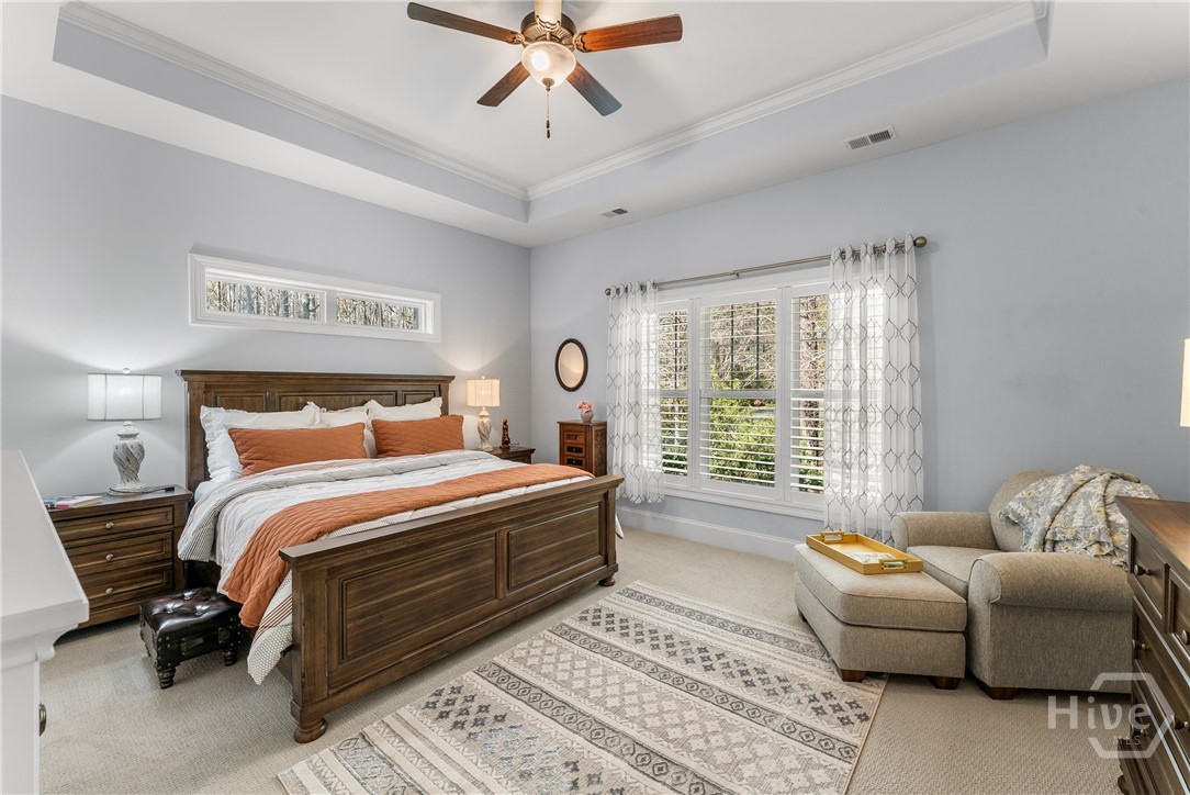10 Golf Drive