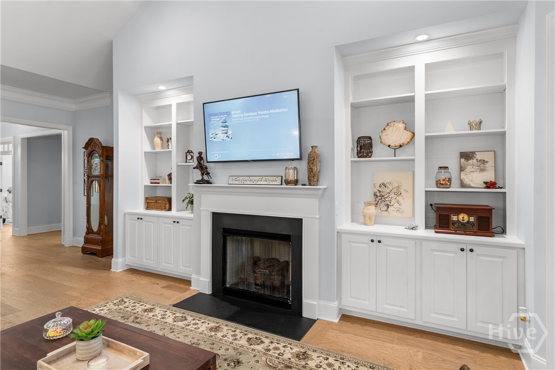 10 Golf Drive