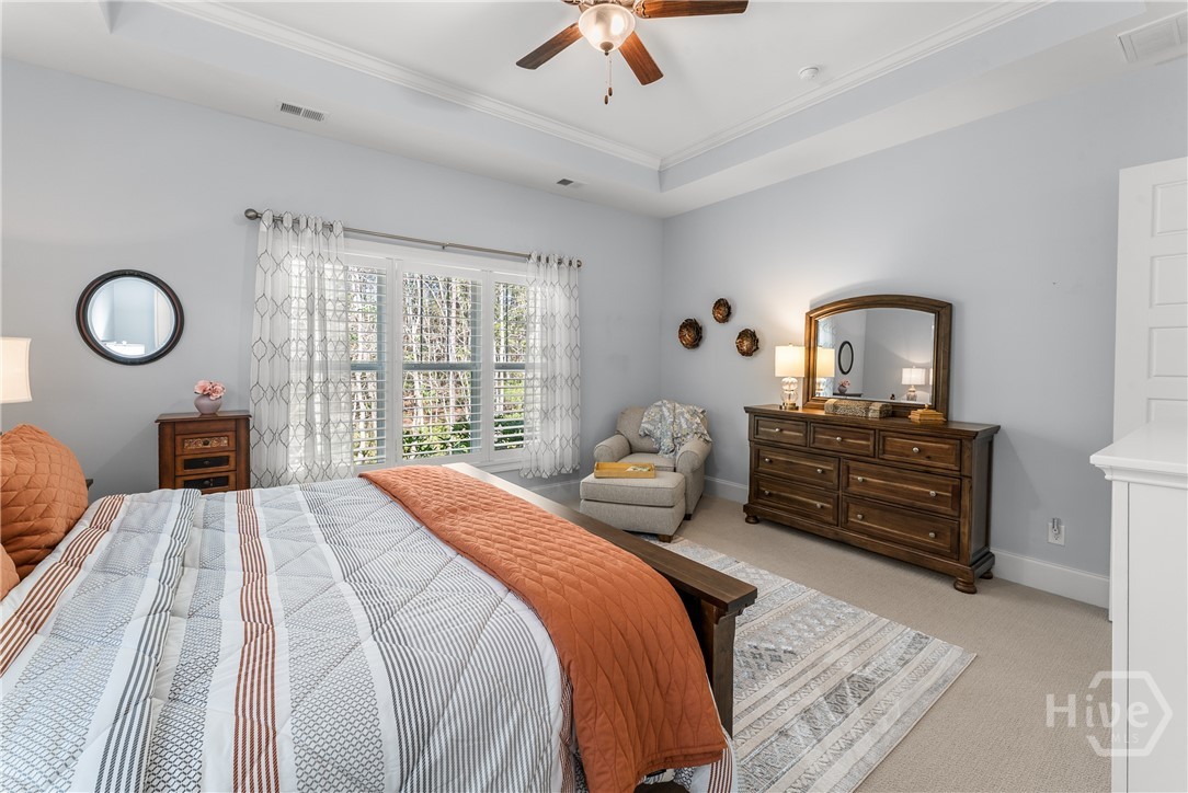 10 Golf Drive