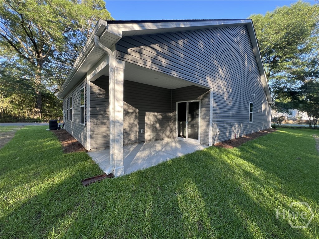 103 Warren Street