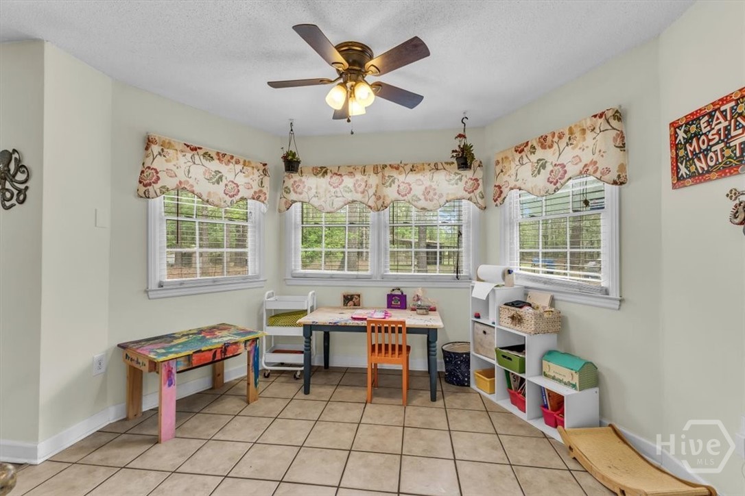 352 Oak Hampton Road