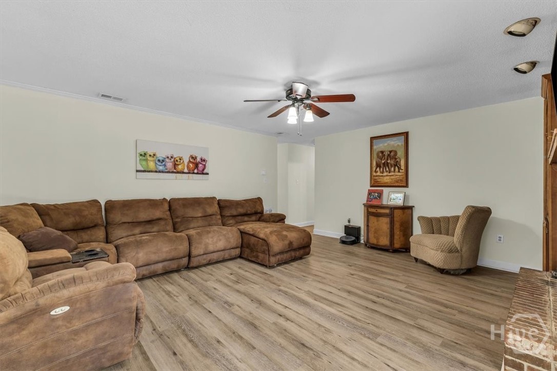 352 Oak Hampton Road