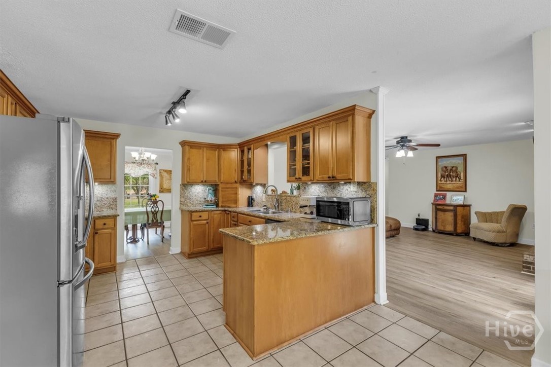 352 Oak Hampton Road