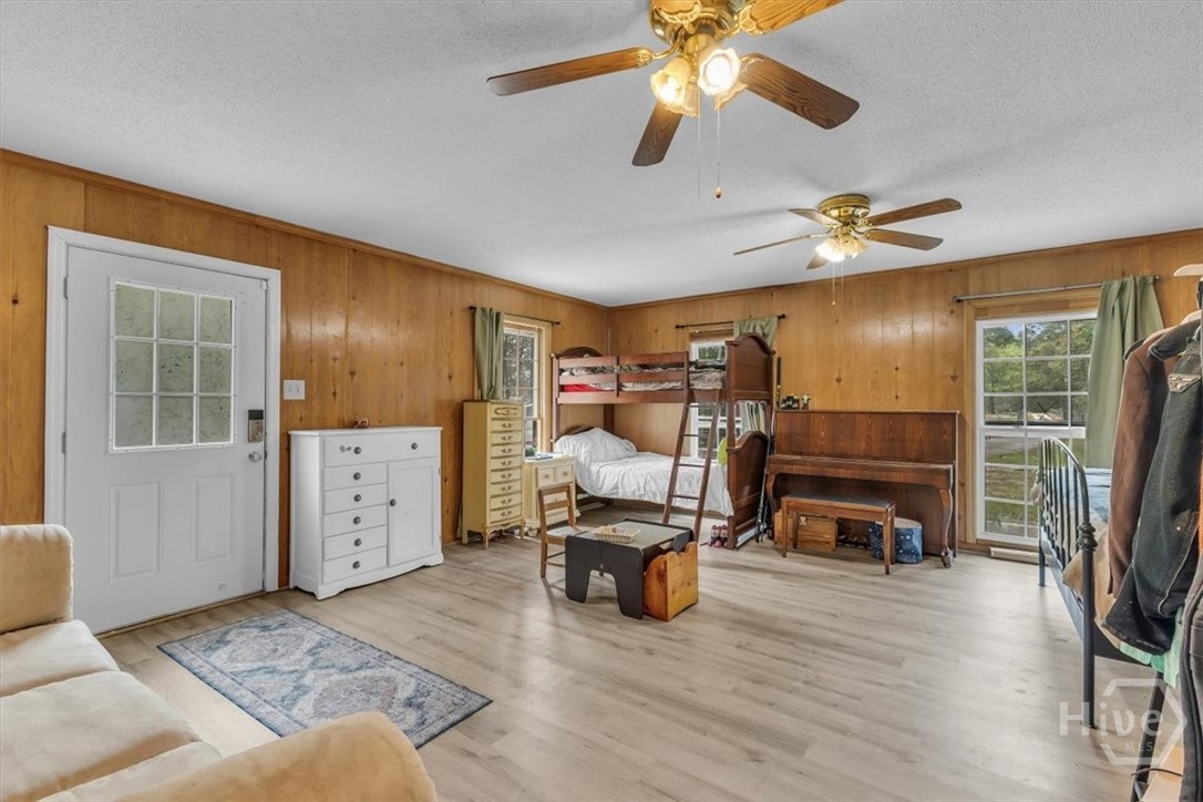 352 Oak Hampton Road