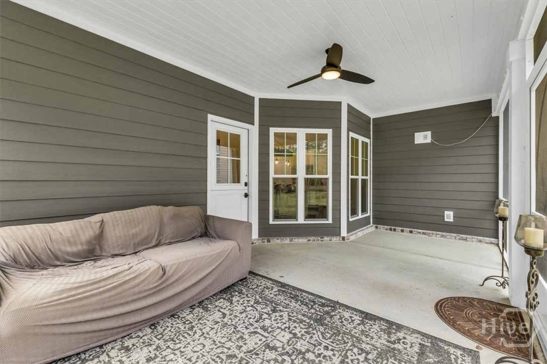 182 Old River Road