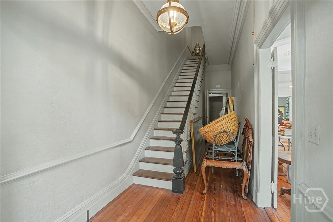 10 W Liberty Street