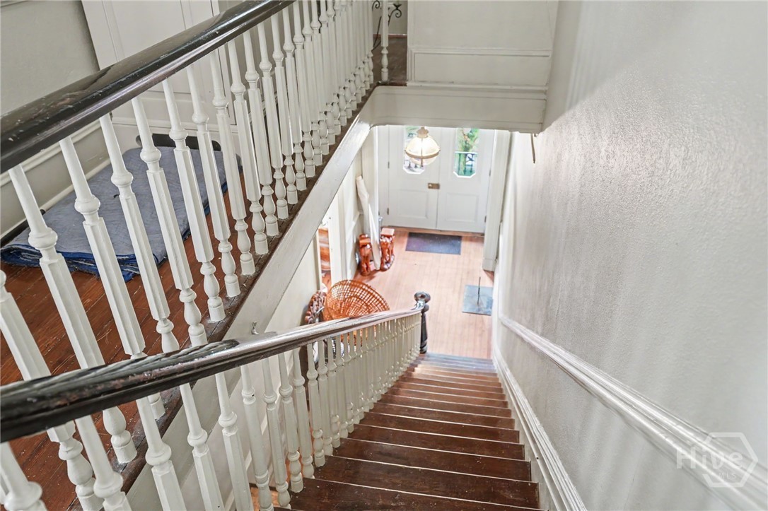 10 W Liberty Street