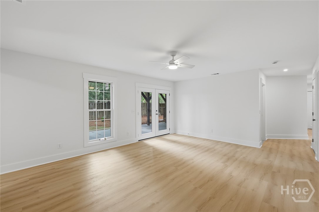 6 Kingfisher Circle