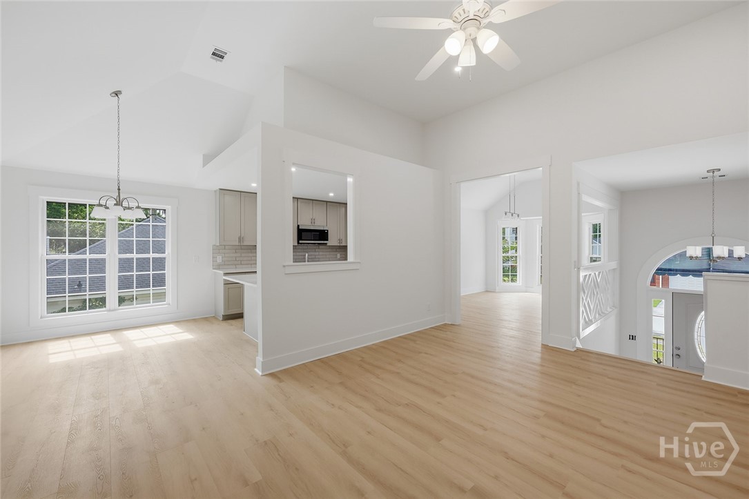 6 Kingfisher Circle